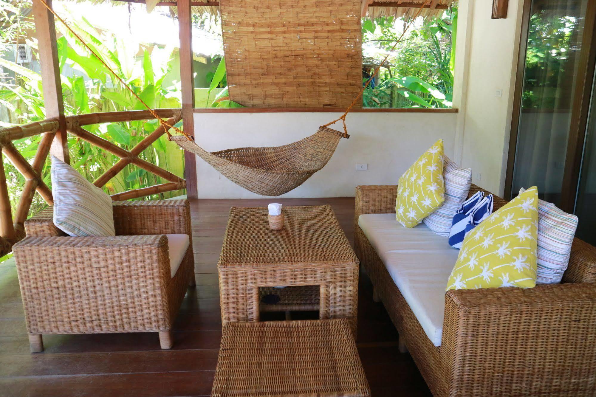 El Nido Mahogany Beach Bagian luar foto
