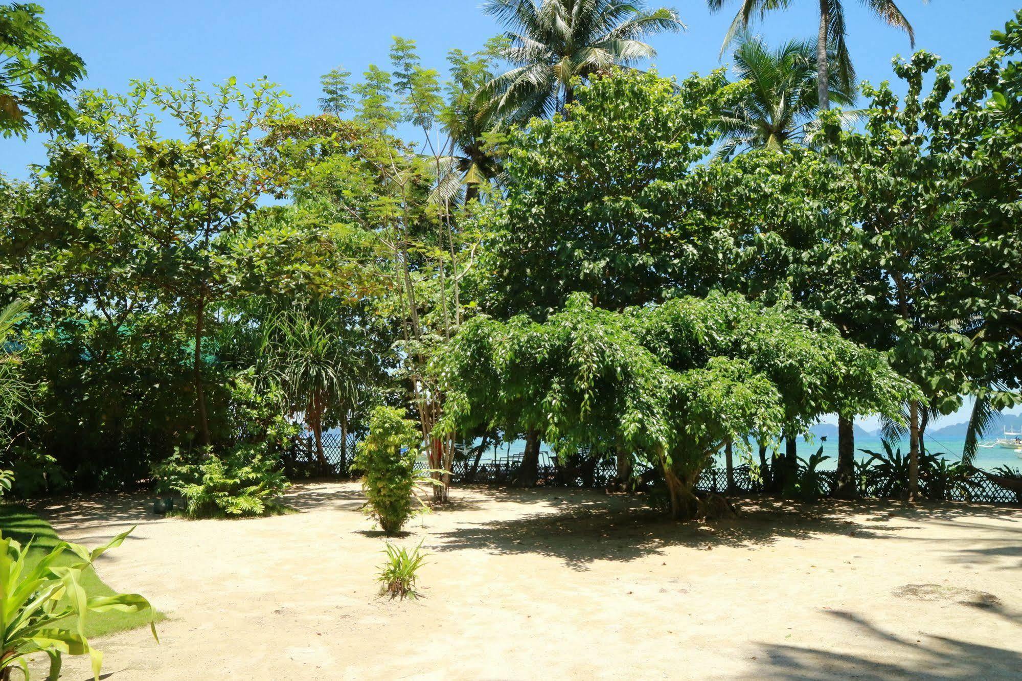 El Nido Mahogany Beach Bagian luar foto